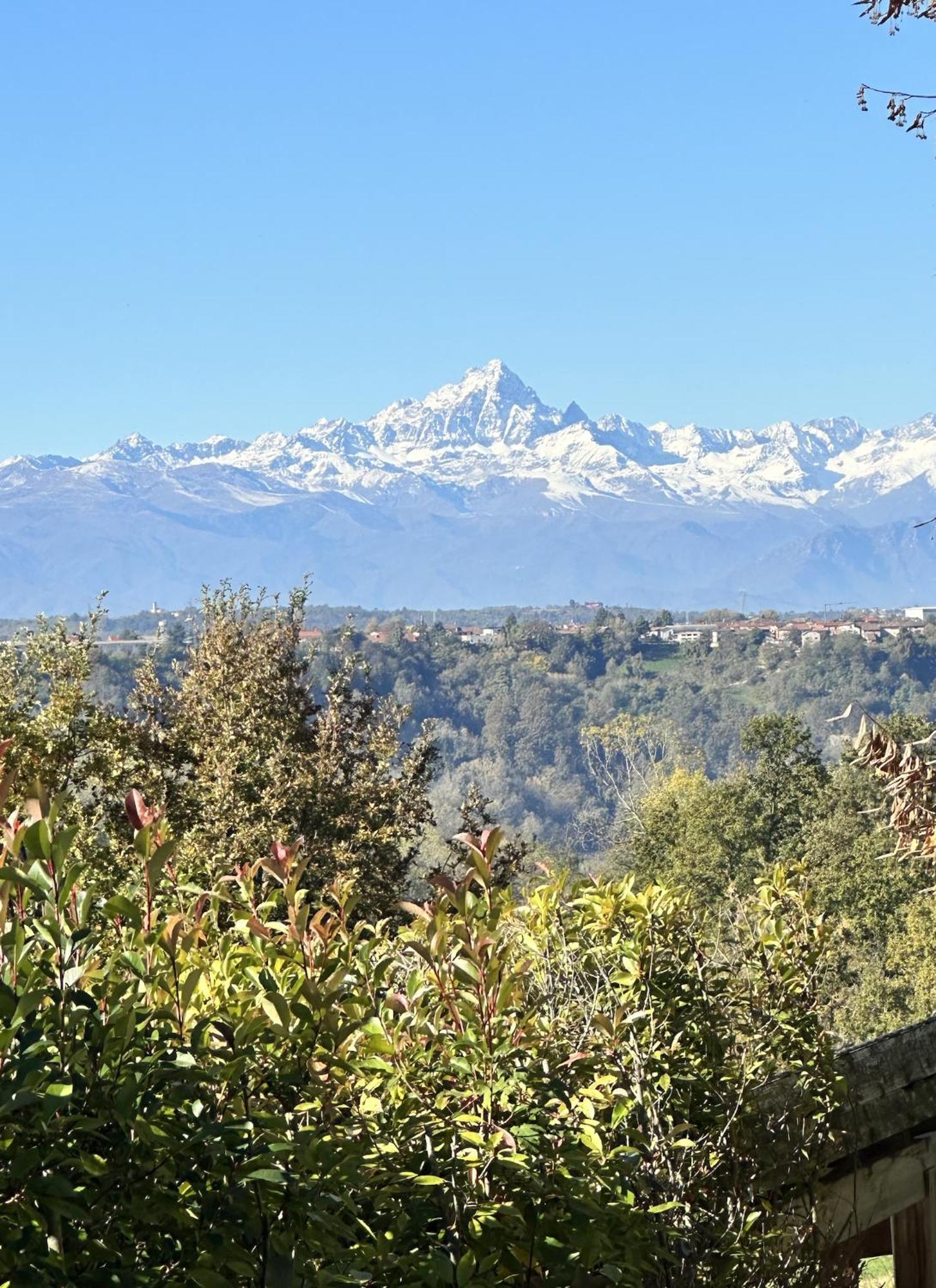 Just Langhe Casa Barolo Villa Новело Екстериор снимка