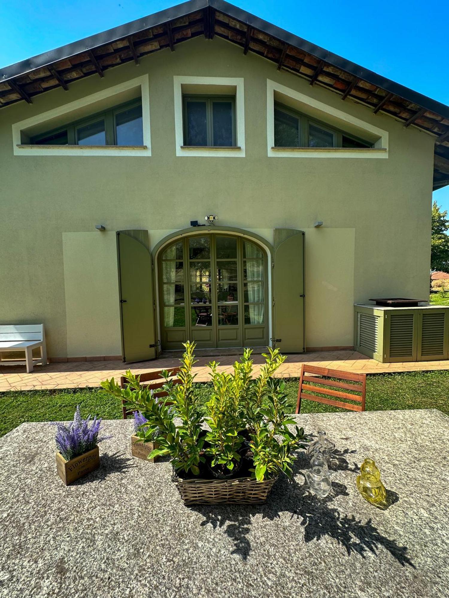 Just Langhe Casa Barolo Villa Новело Екстериор снимка